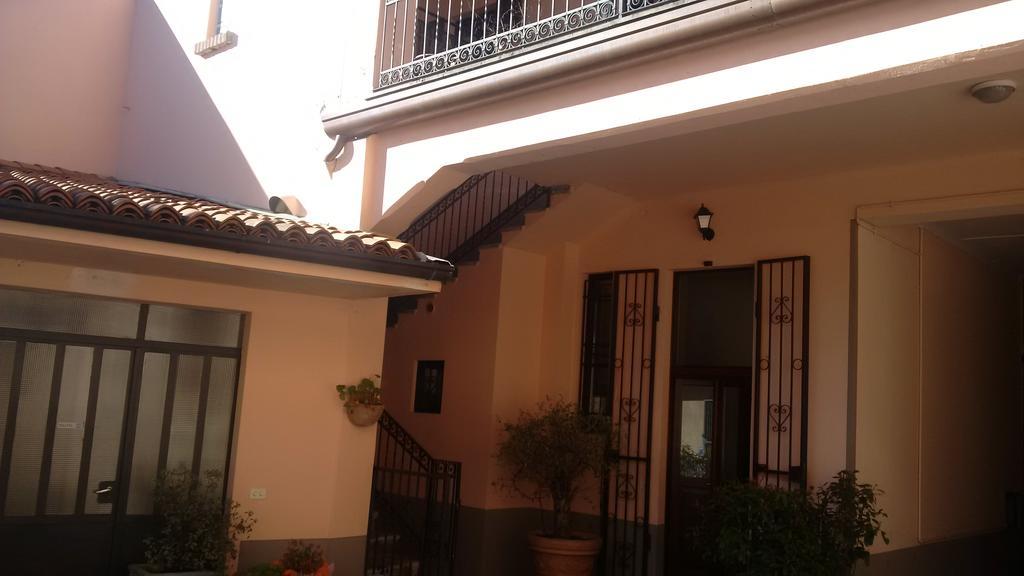 Hôtel La Corte Del Poeta à Buscate Extérieur photo